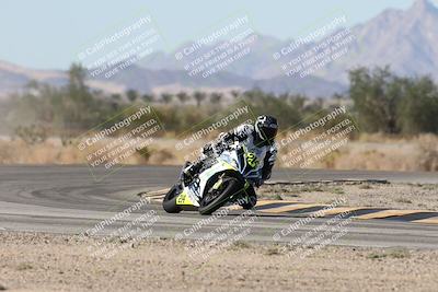 media/Oct-04-2025-CVMA (Sat) [[408bcdd6e4]]/Race 13-Amateur Supersport Open/